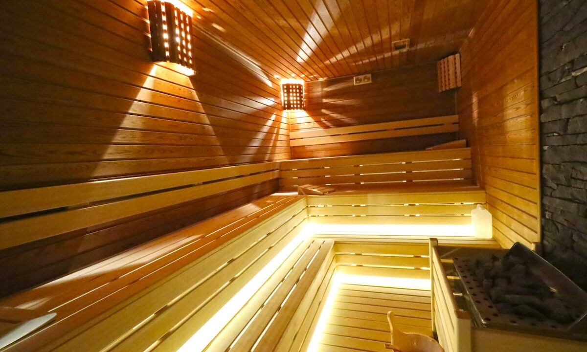 7701f271-a8a7-423b-9046-c92bc585c2d3