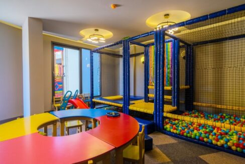 bb249294-47a1-4264-ad25-1d60d0b3389c